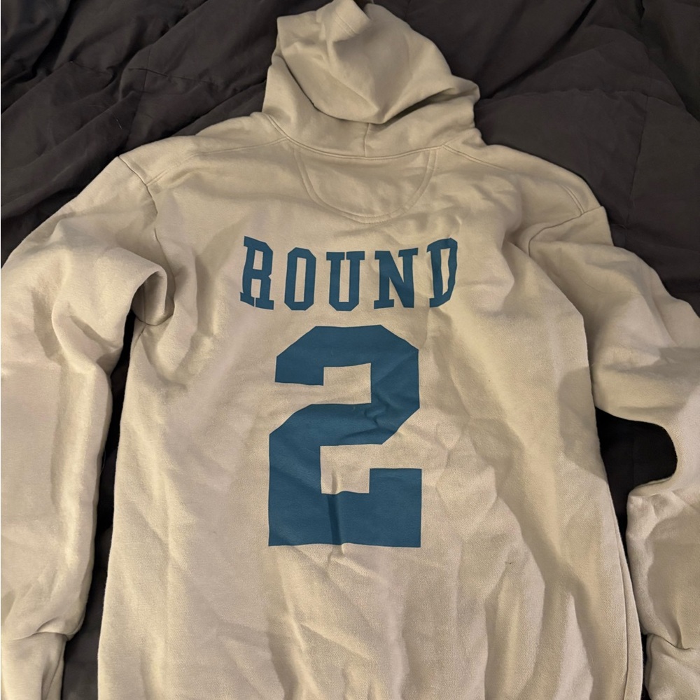 Kelsea Ballerini Cream Hoodie - Picture 3 of 3